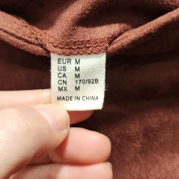 Amazon Burgundy Mini Skirt with Gold Zippers - Picture 2 of 6